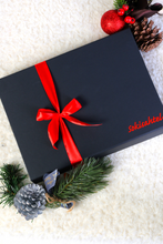 Load image into Gallery viewer, Alpaca wool green scarf and DOORA socks gift box for women