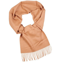 Load image into Gallery viewer, Alpaca wool beige scarf and SUUSABAAS merino wool socks gift box