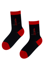 Load image into Gallery viewer, Alpaca wool beige scarf and SUUSABAAS merino wool socks gift box