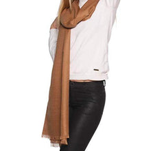 Load image into Gallery viewer, Camel handmade alpaca shawl - Premium hypoallergenic baby alpaca silk blend