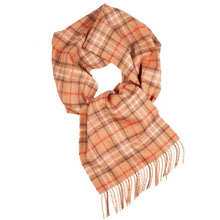 Load image into Gallery viewer, Alpaca wool beige checkered scarf and CUTE BEAR socks gift box