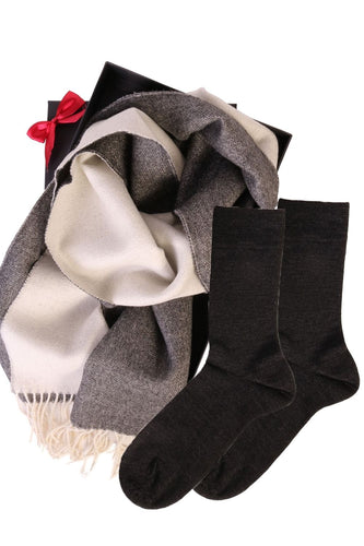 Alpaca wool two sided scarf and HANS socks gift box for men